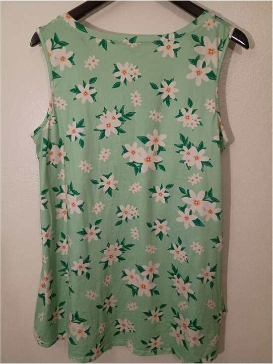 Tops - Floral Print Tank Top